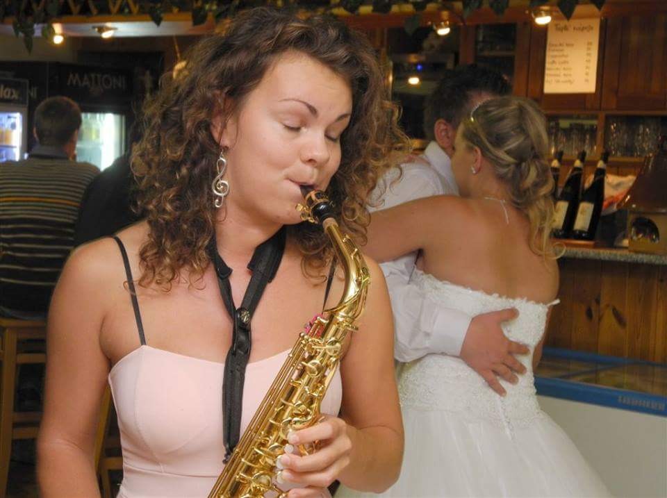 Katefina Resl_saxofonistka_Svatba v Jindřichově hradci_1